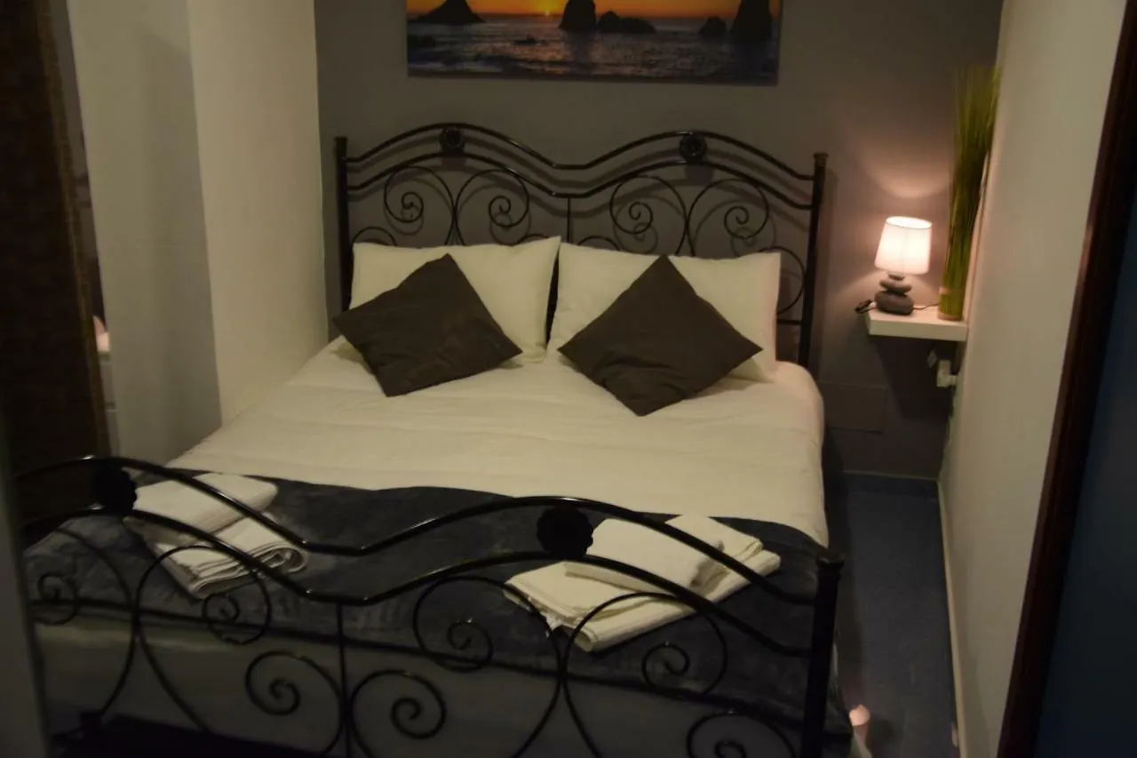Luxury Catania Bed & Breakfast 3*,